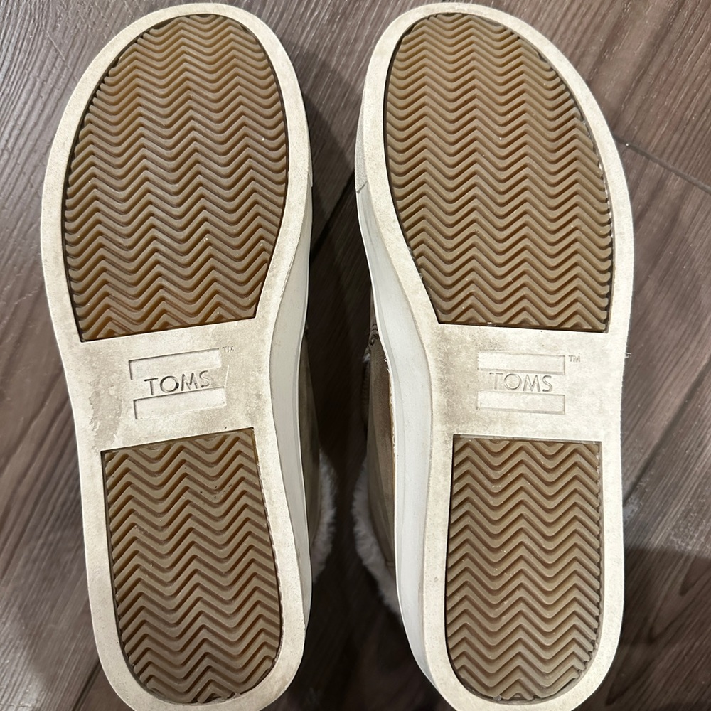 Toms Paxton Slip On Faux Fur - Picture 3 of 5